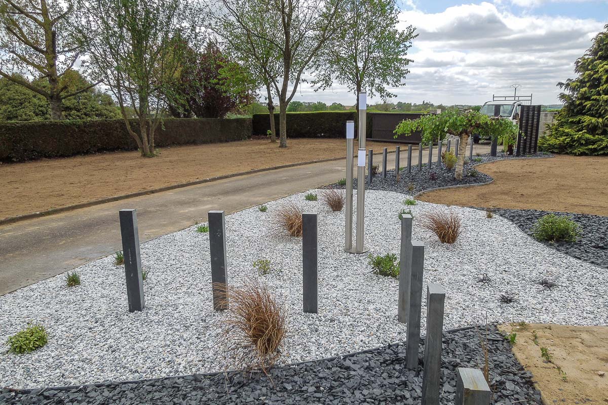 Aménagement jardin, aménagement terrasse, pose clôtures, création massif, paysagiste breton, paysagiste morbihan, bouix paysage