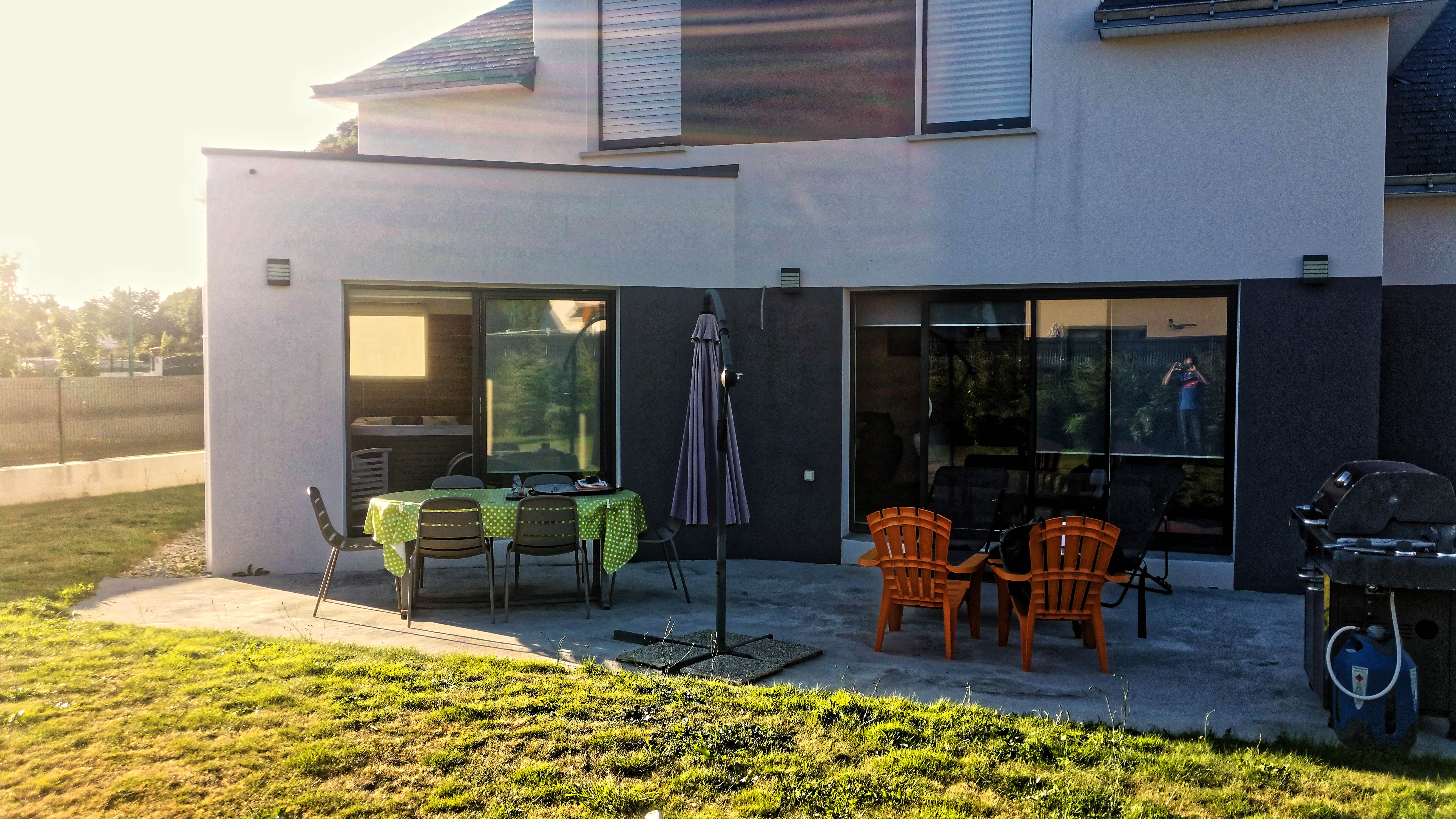 Réaménagement terrasse, bouix paysage, plouay, morbihan, spa, clôture, kit occultation, céramique, ardoise